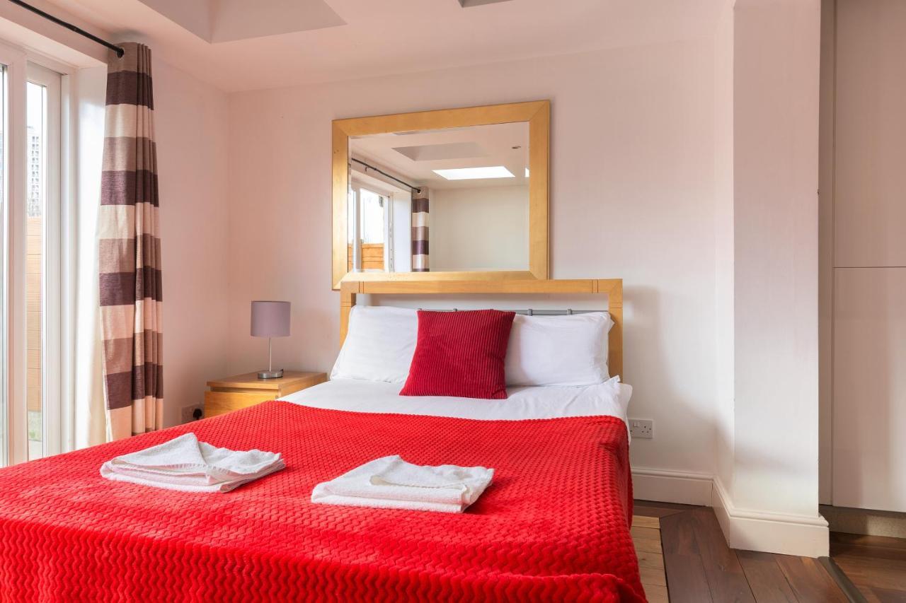 Centra Wharf Daire Londra Dış mekan fotoğraf
